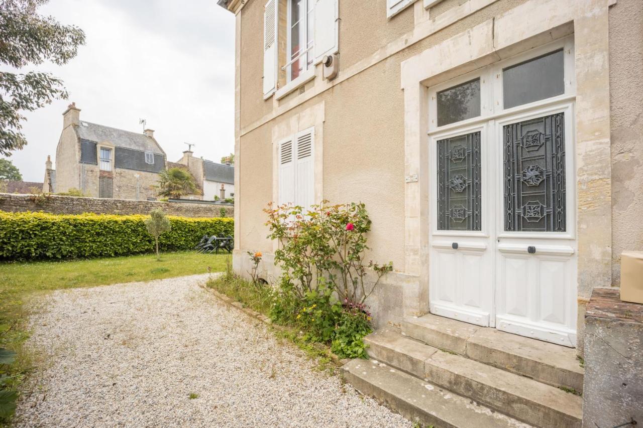 La Roseraie Bernières-sur-Mer Esterno foto